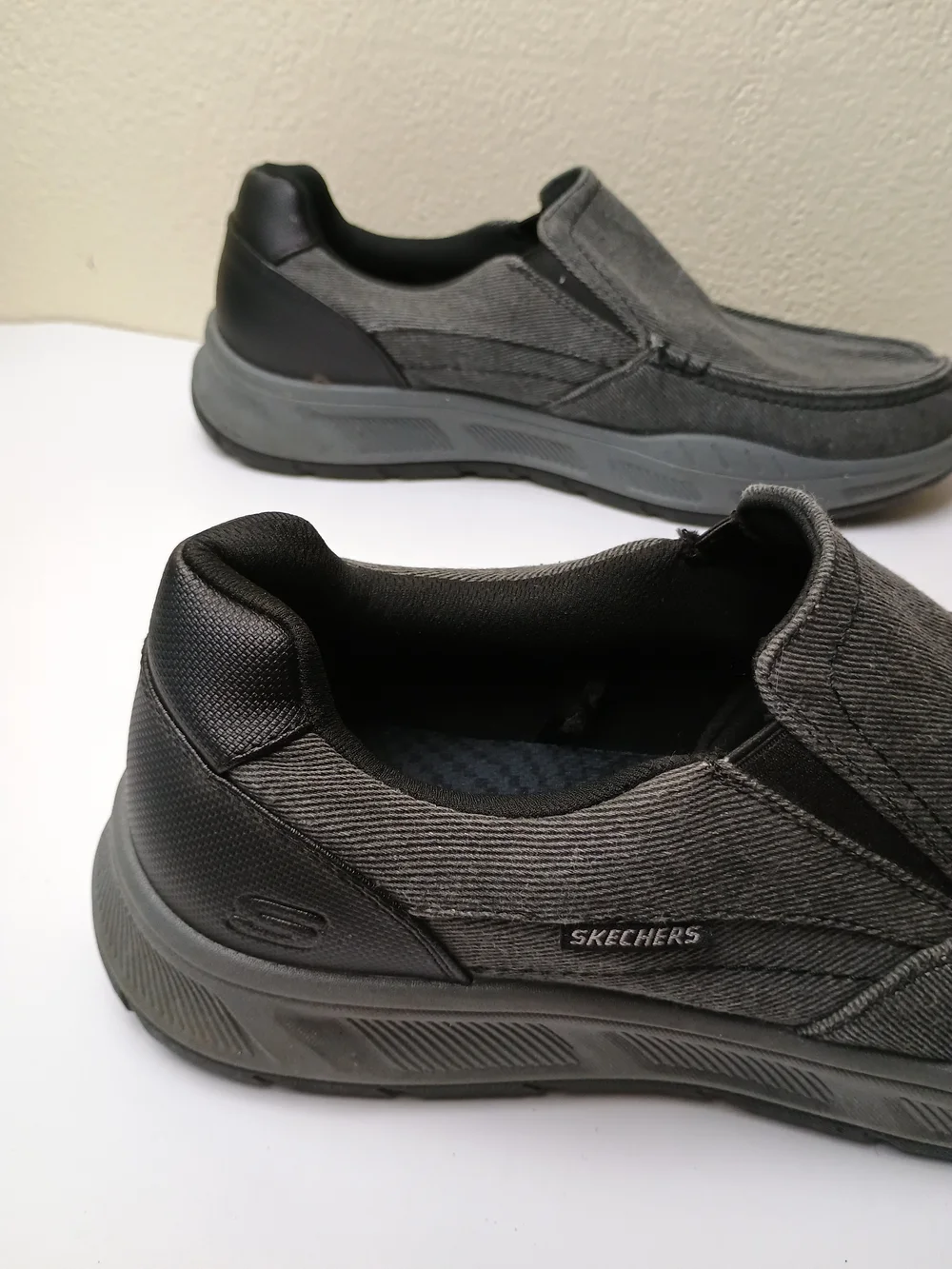 Skechers Cohagen - Vierra Men's 13 Black Slip-On Casual Loafers Relaxed Fit